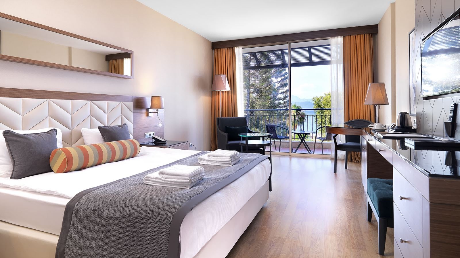 rooms-superior-room-sea-view