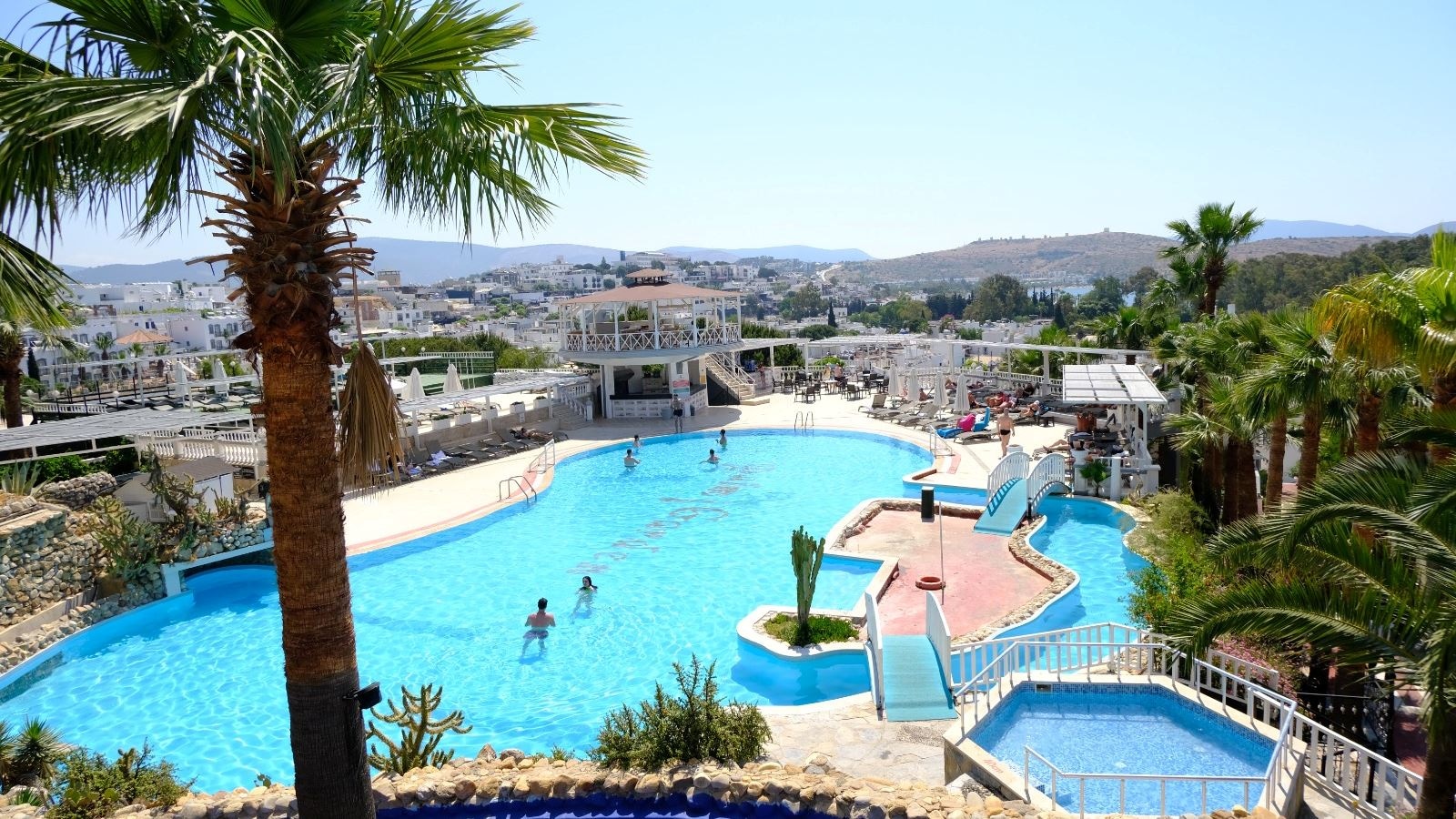 pools-outdoor-pool