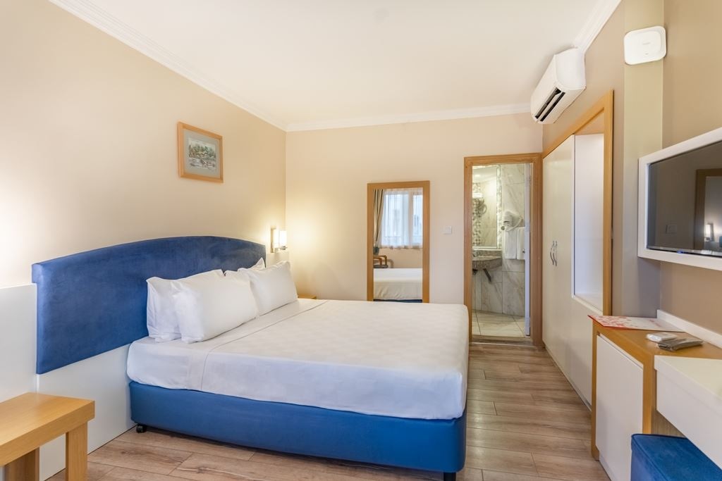 rooms-economy-room