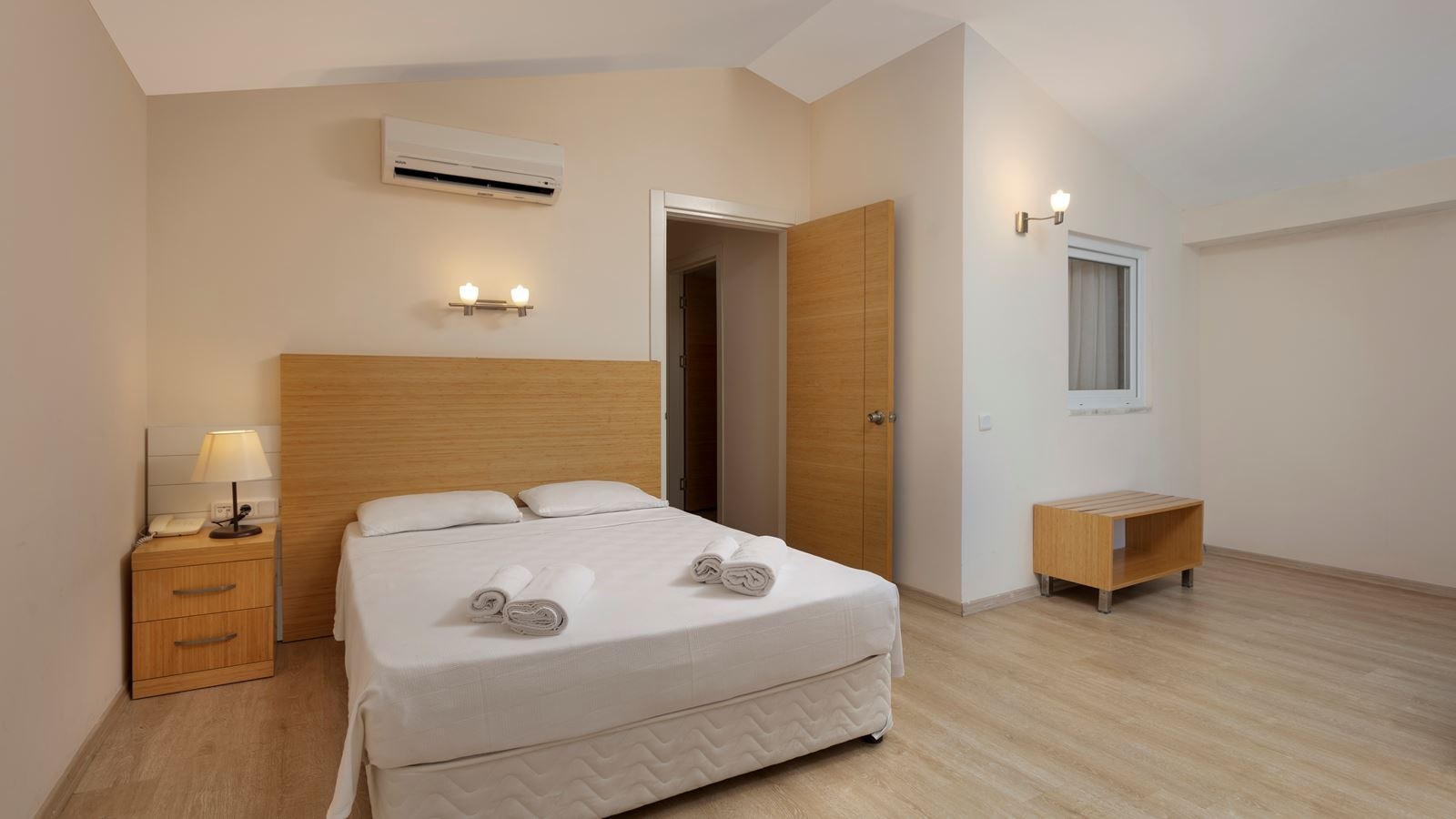 rooms-large-room