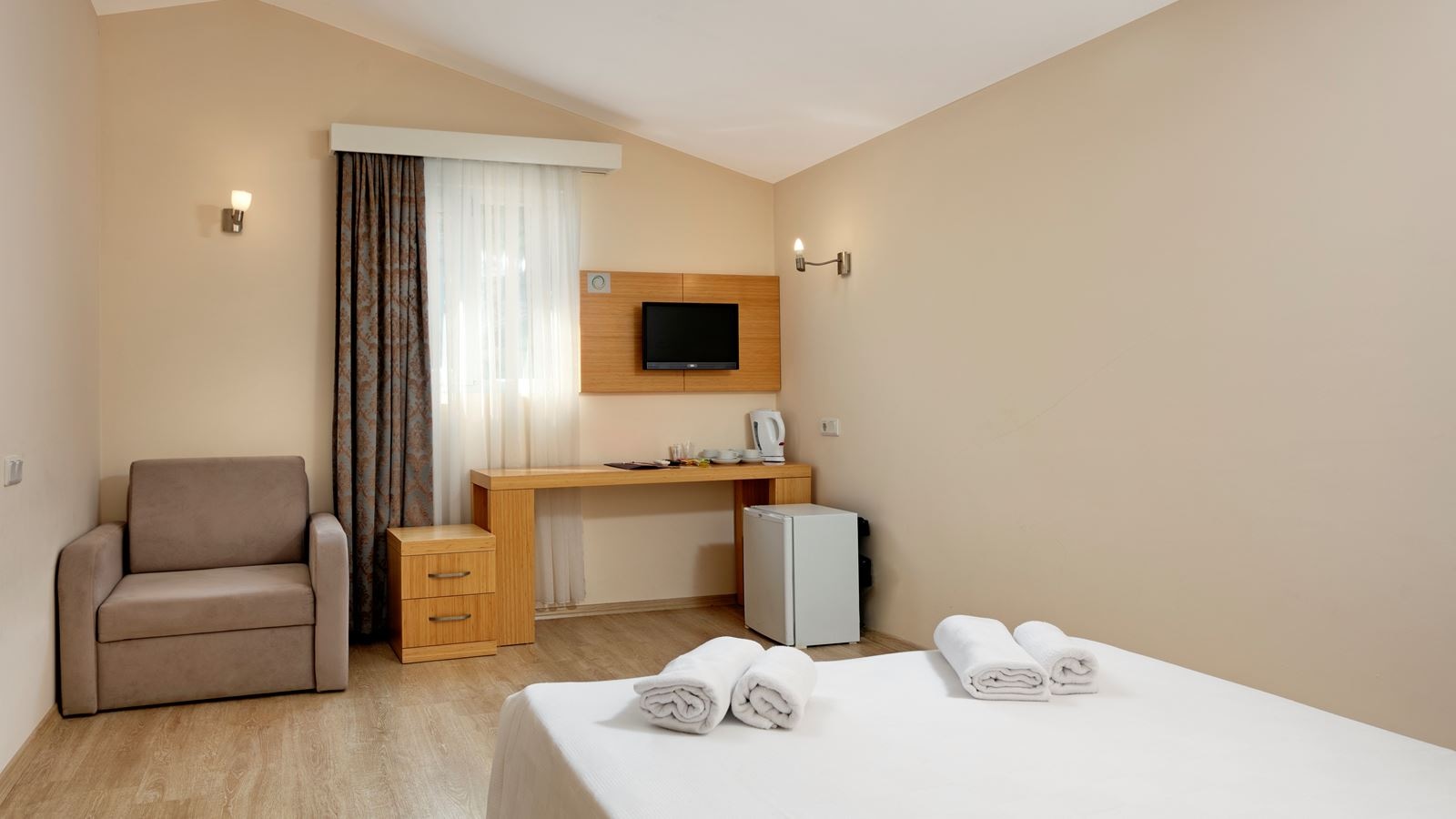 rooms-large-room