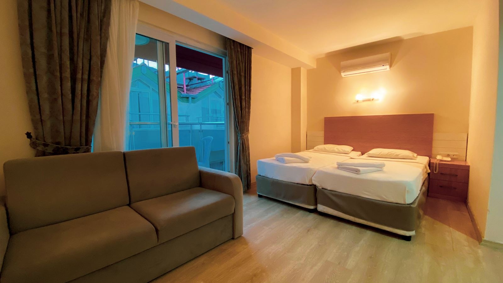 rooms-large-room