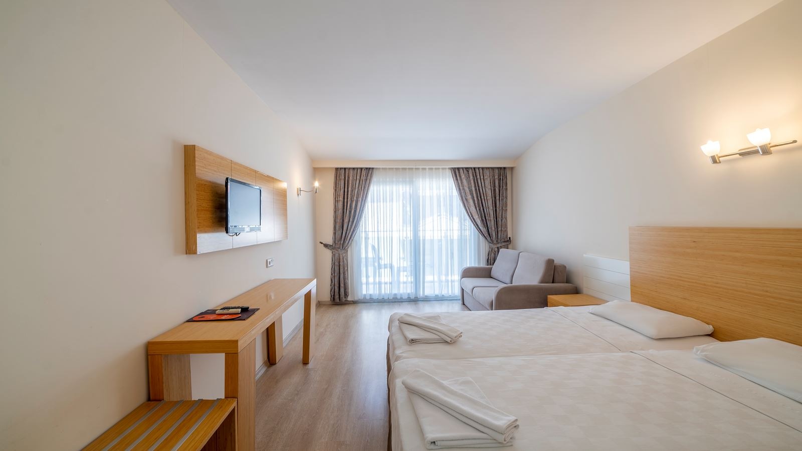 rooms-large-room