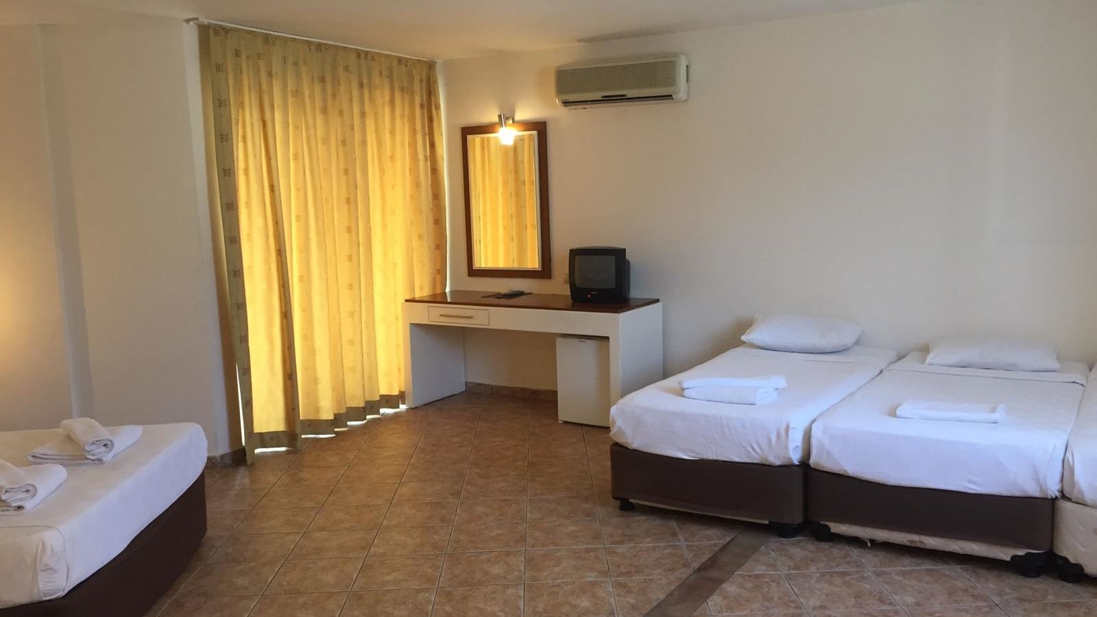 rooms-large-room