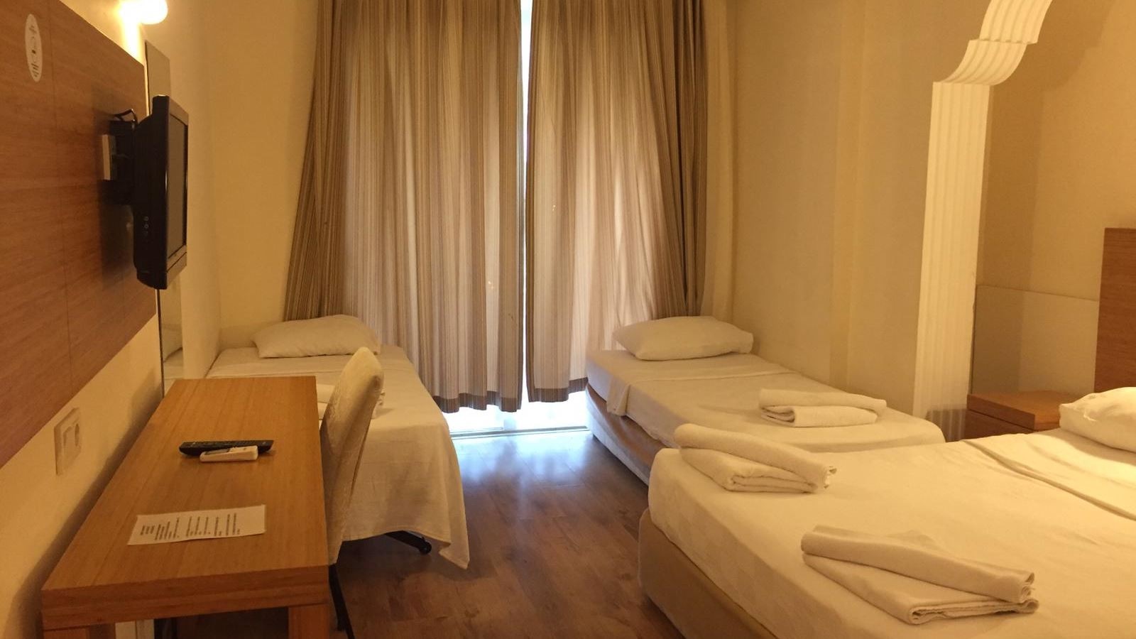 rooms-large-room