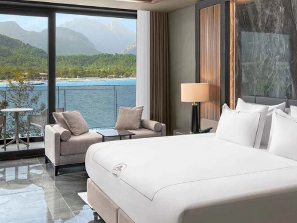 rooms-ng-suite-unique-sea-view