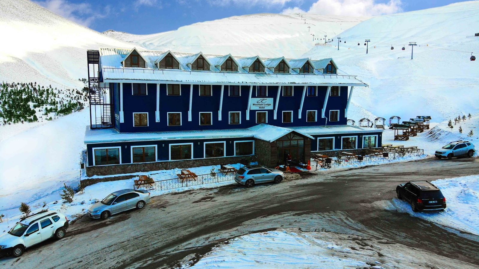 general-main-building