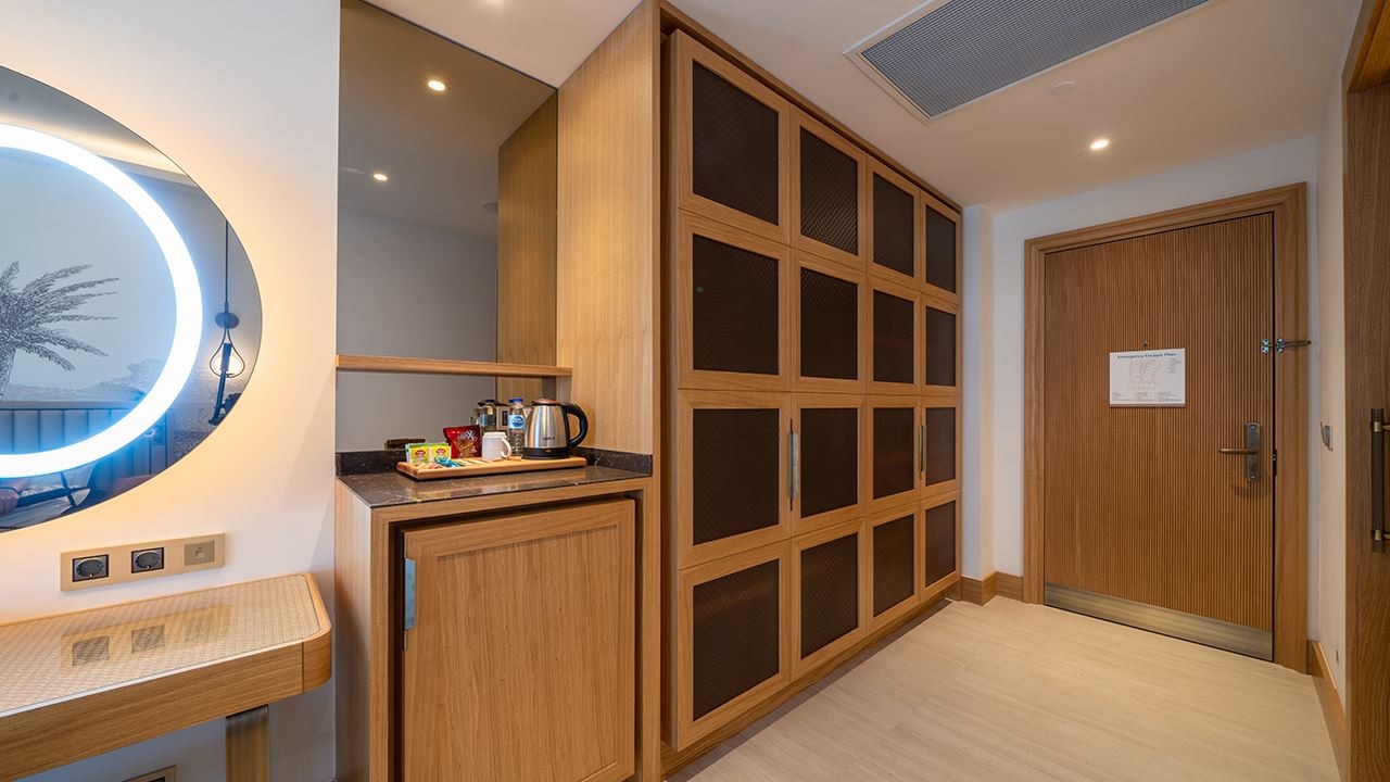 rooms-standard-room-pool-direct-access