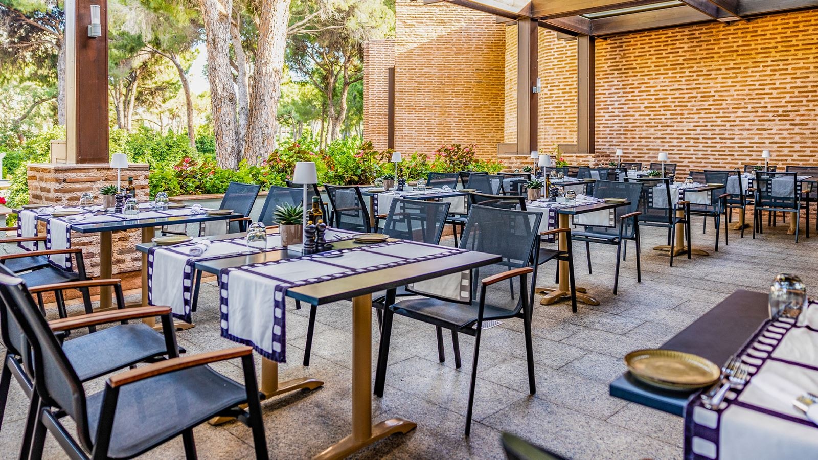 restaurants-la-famosa-a-la-carte