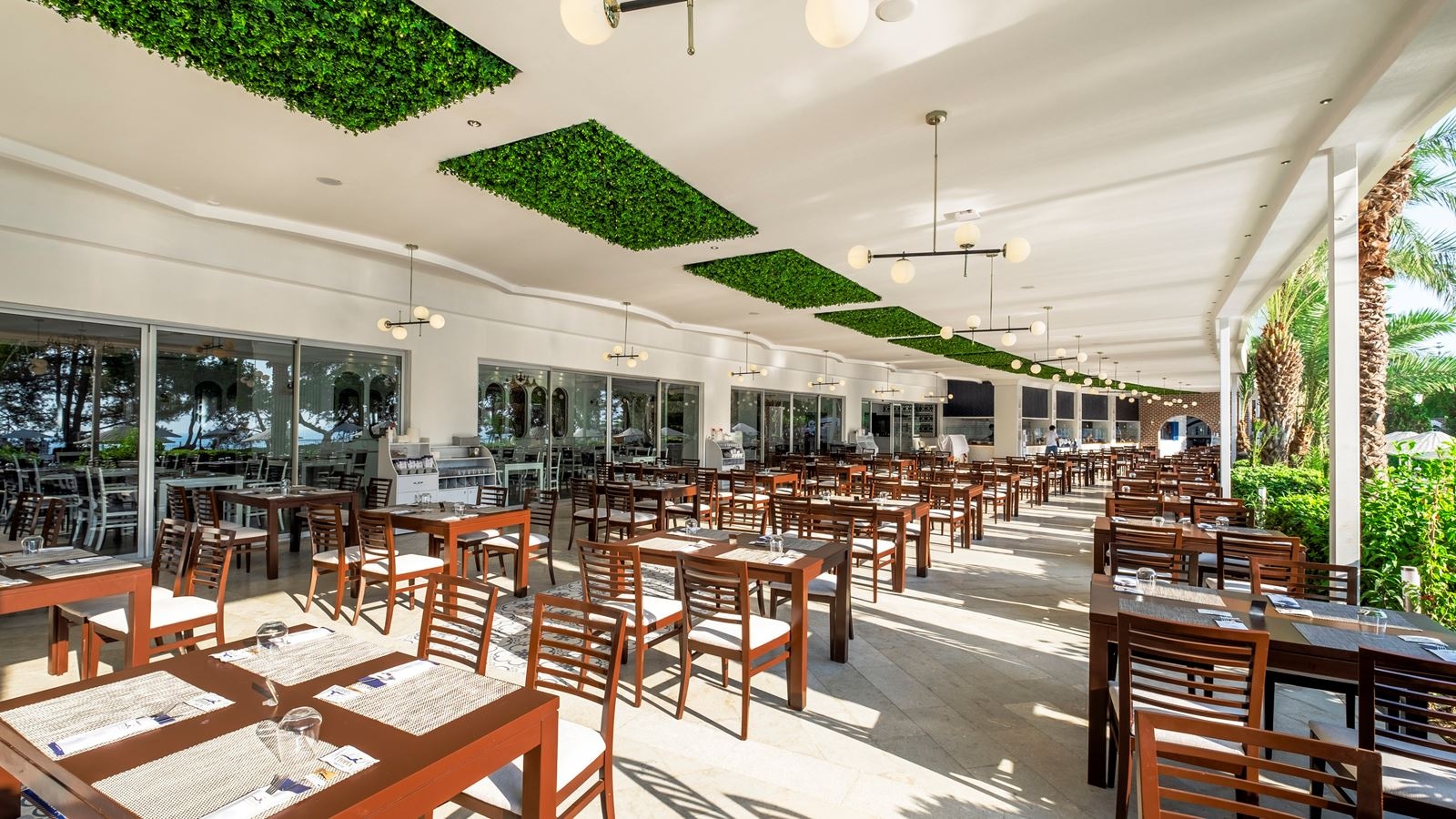 restaurants-infinity-restaurant--main-restaurant