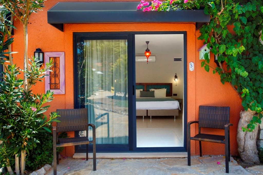 rooms-family-room