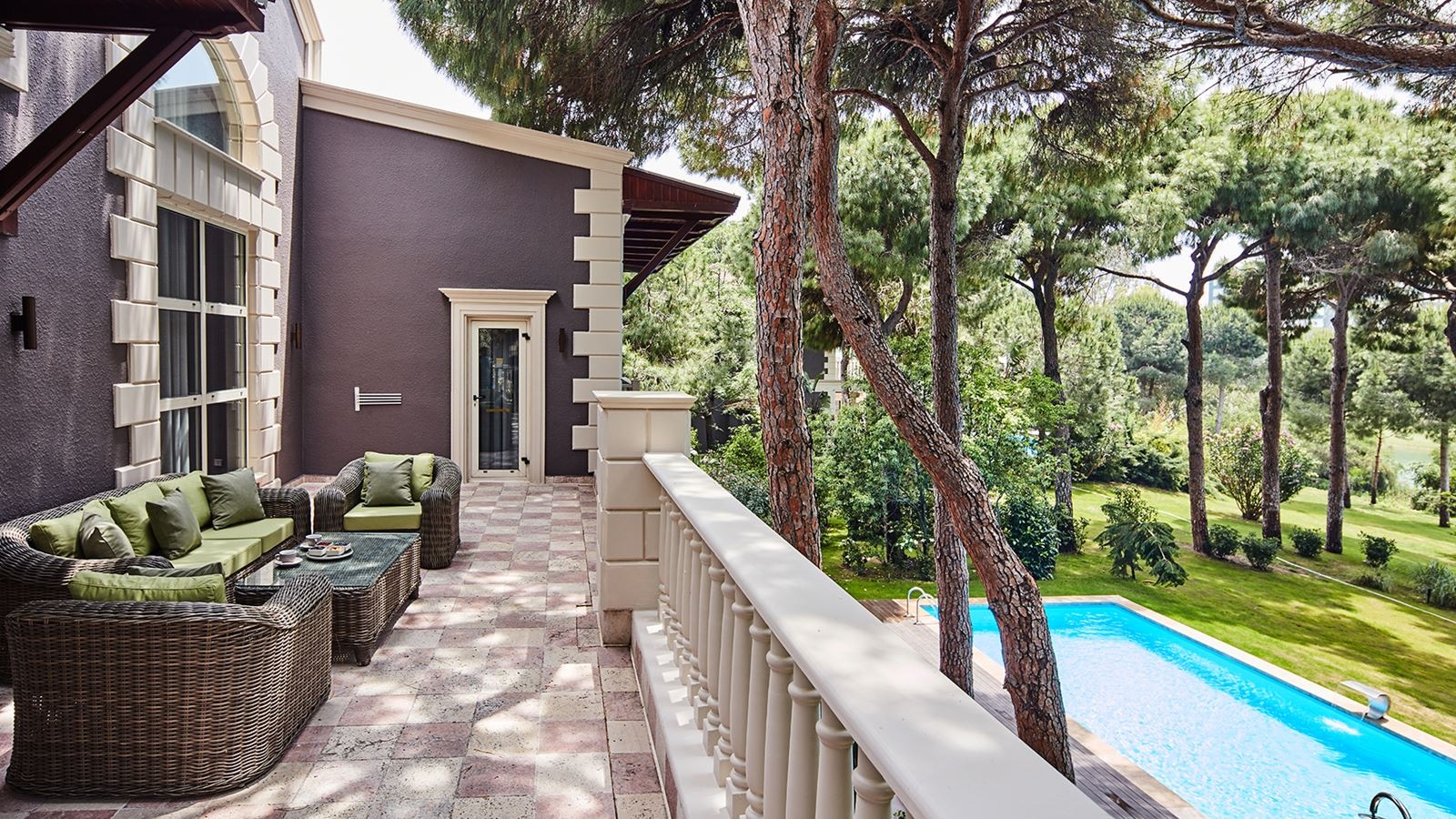 rooms-albatross-villa-deluxe