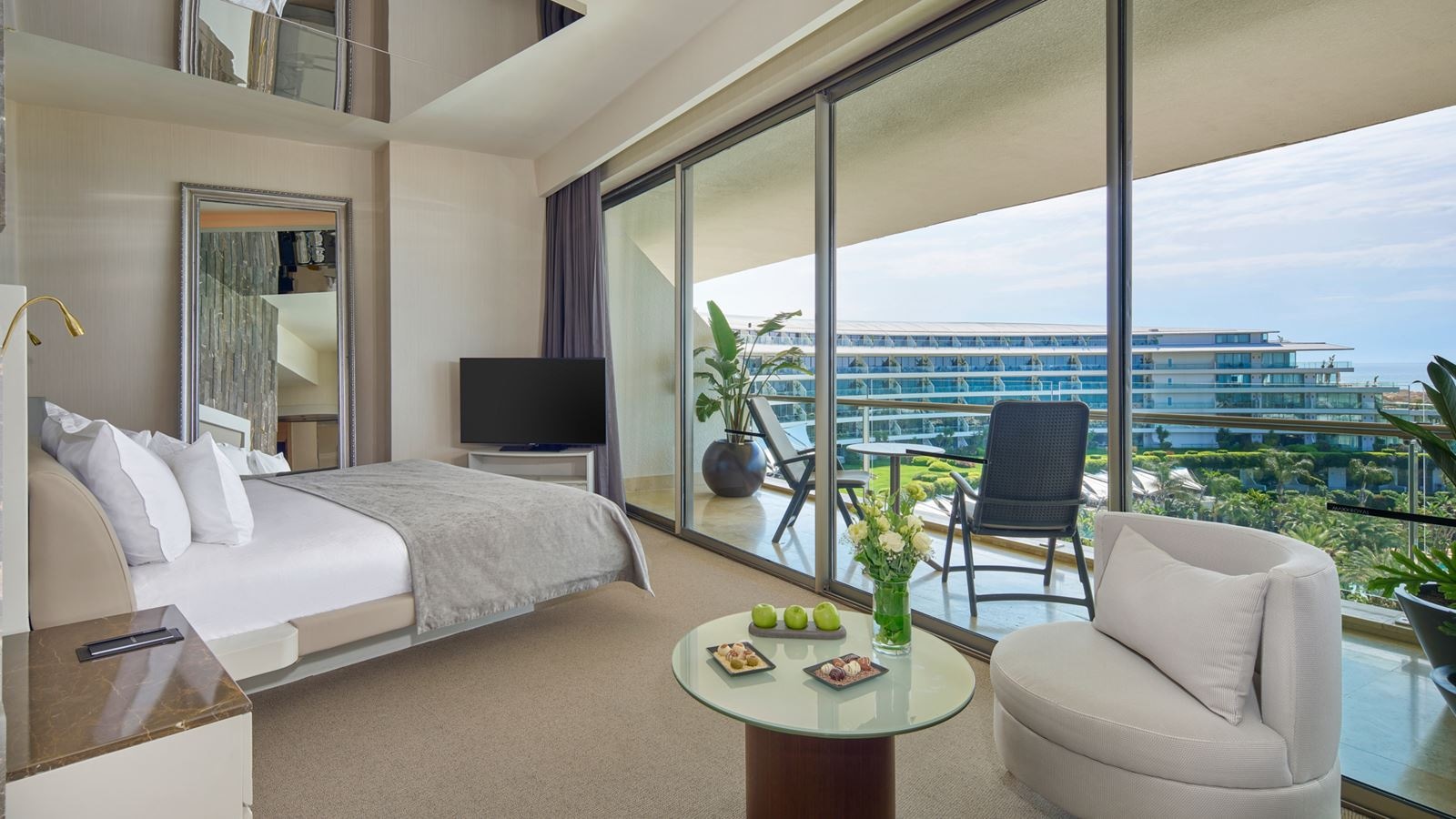 rooms-family-suite-sea-view