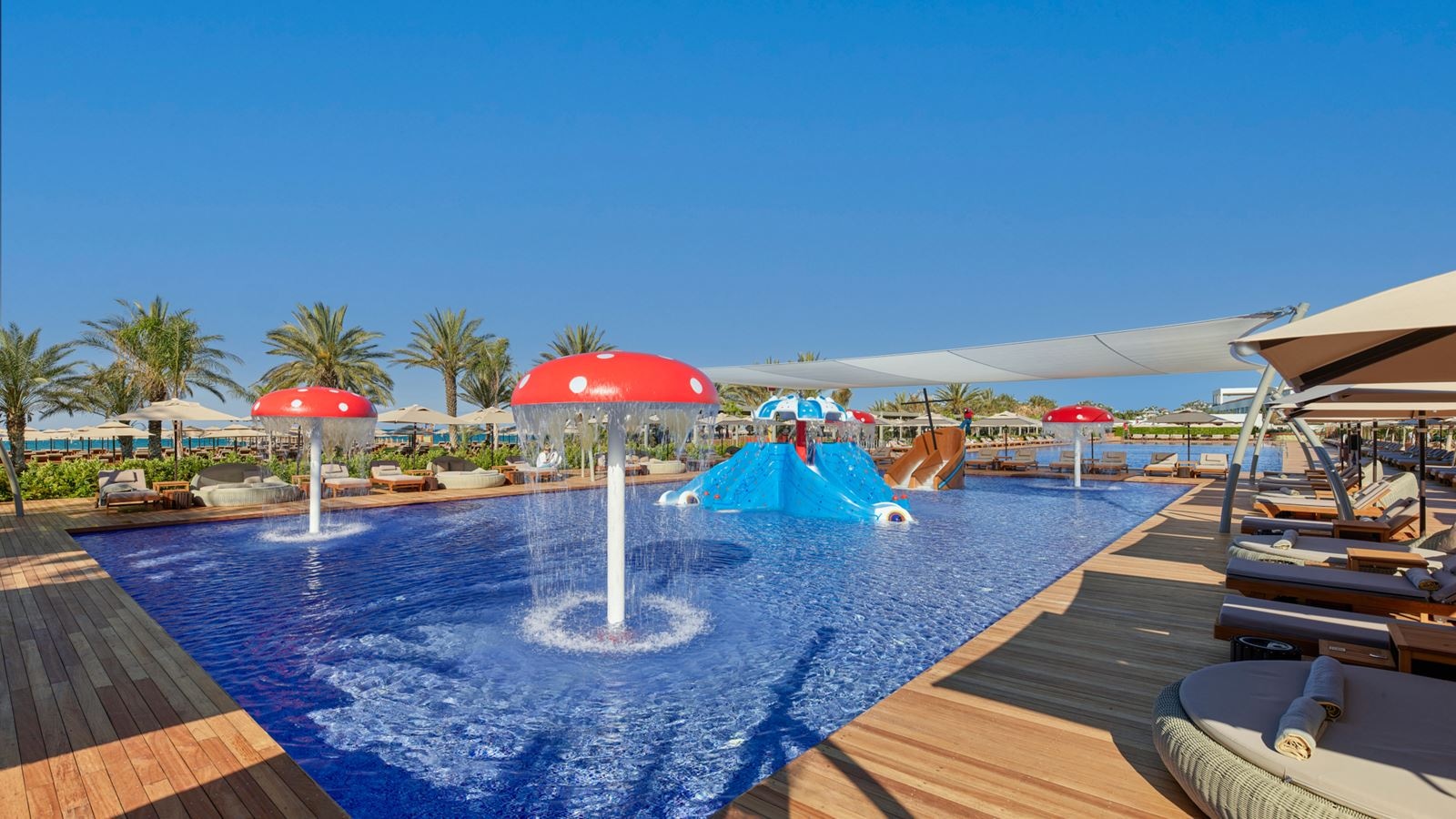 pools-outdoor-childrens-pool