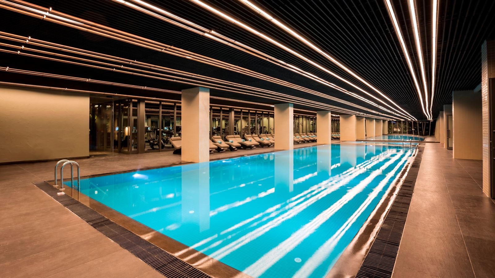 pools-indoor-pool