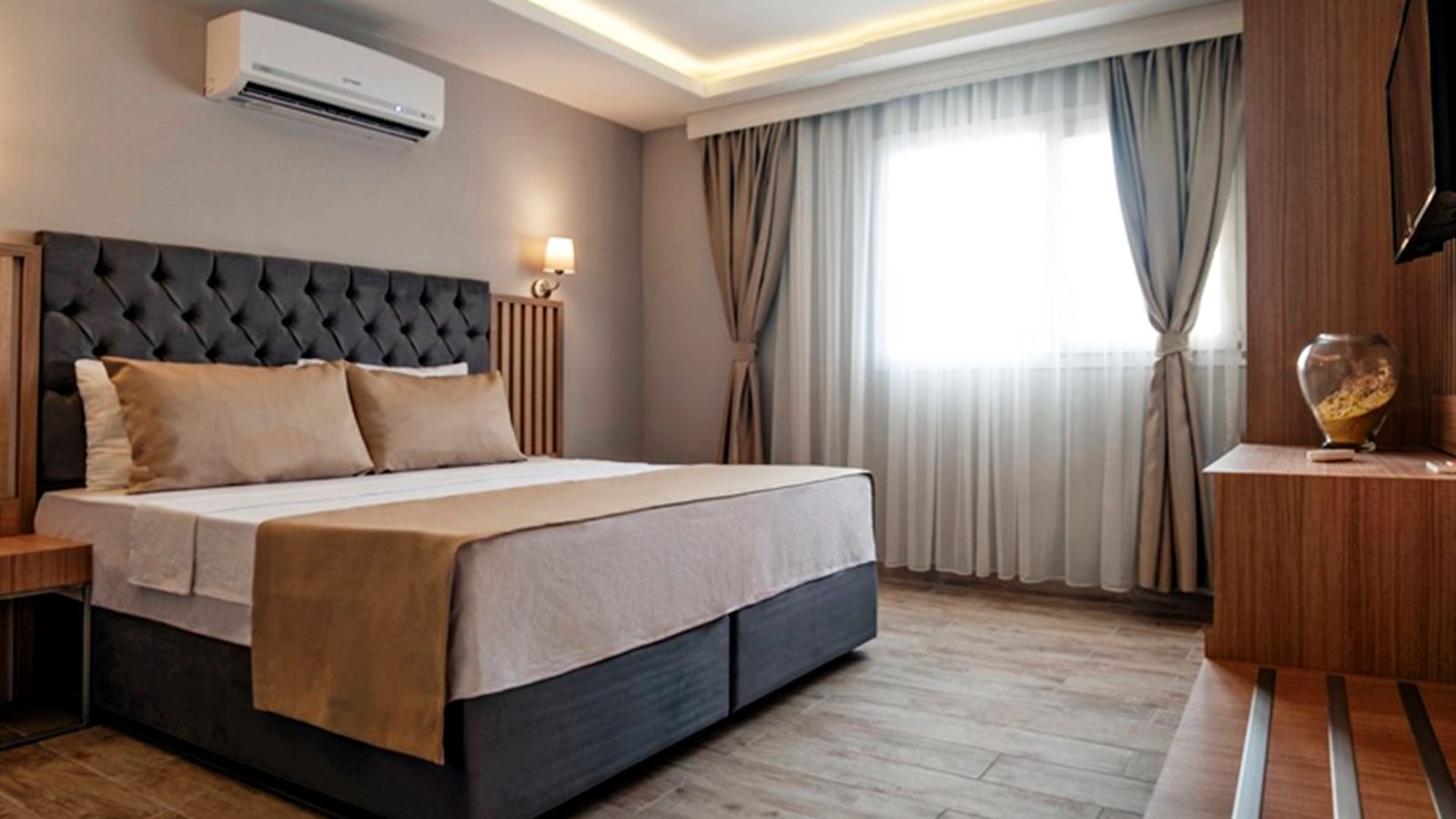 rooms-superior-room