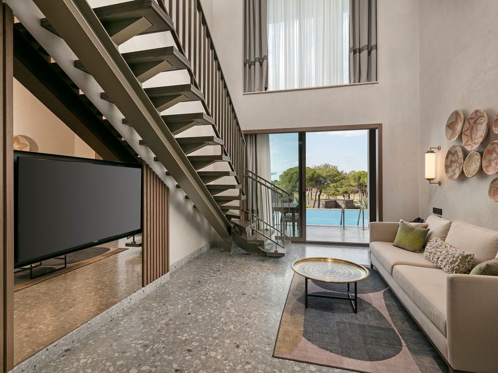 rooms-grand-dublex-swimup