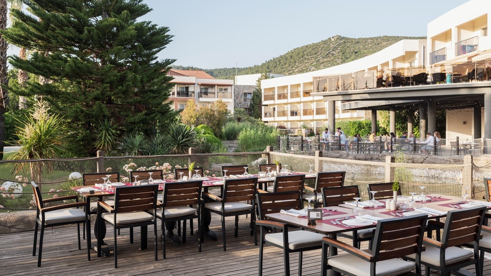 restaurants-pirates-steakhouse