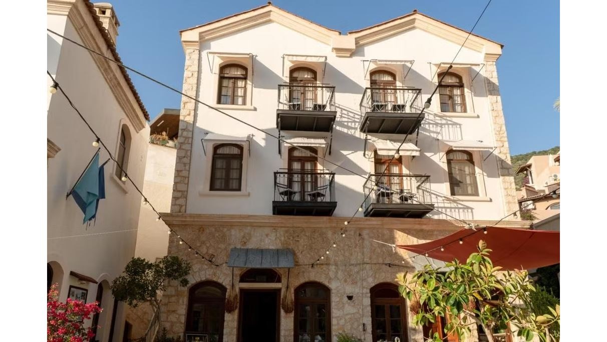 general-main-building