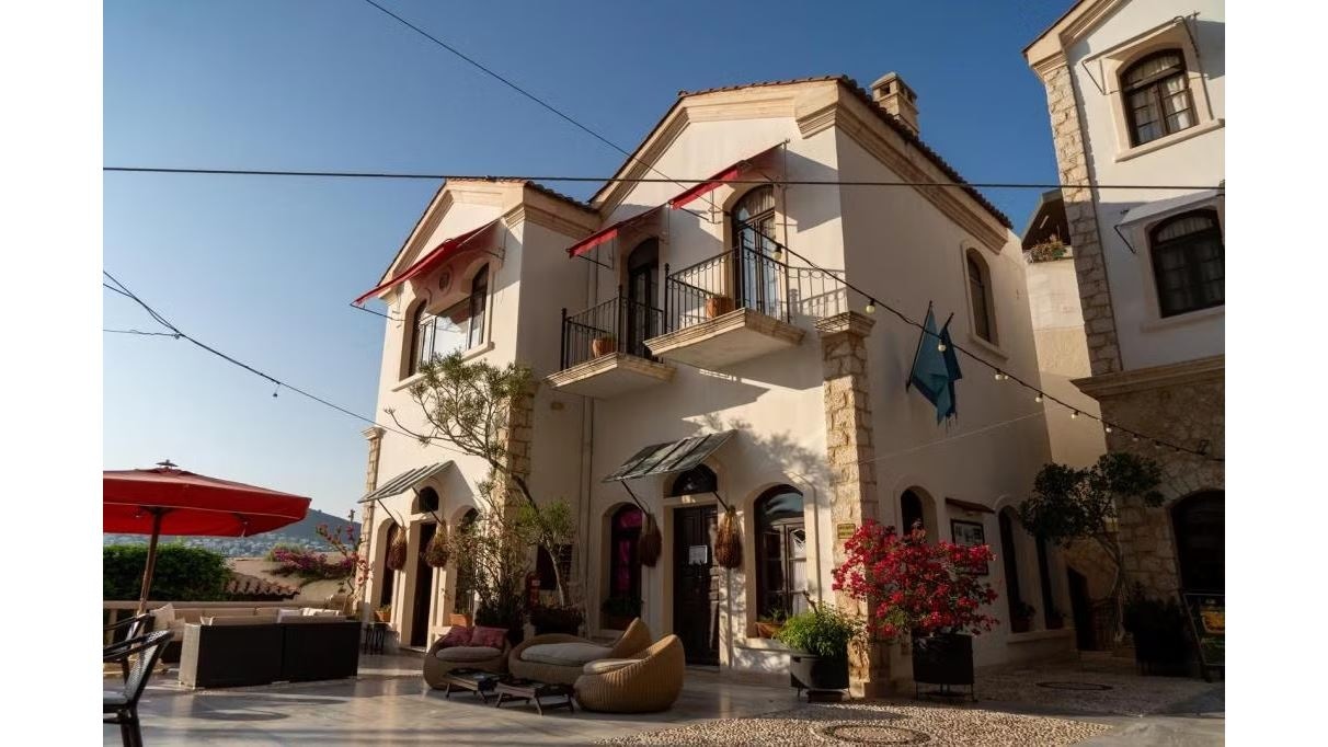 general-main-building