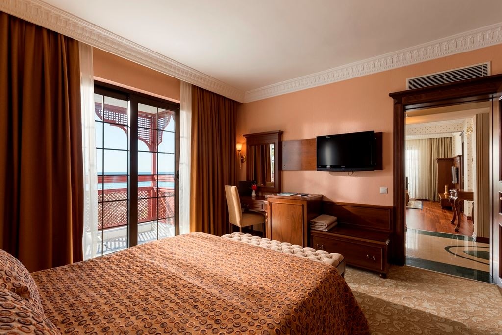 rooms-suite-room