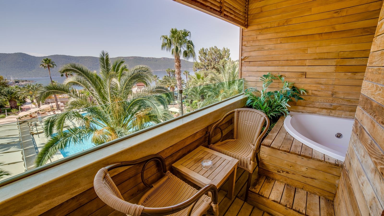 rooms-junior-suite-main-building