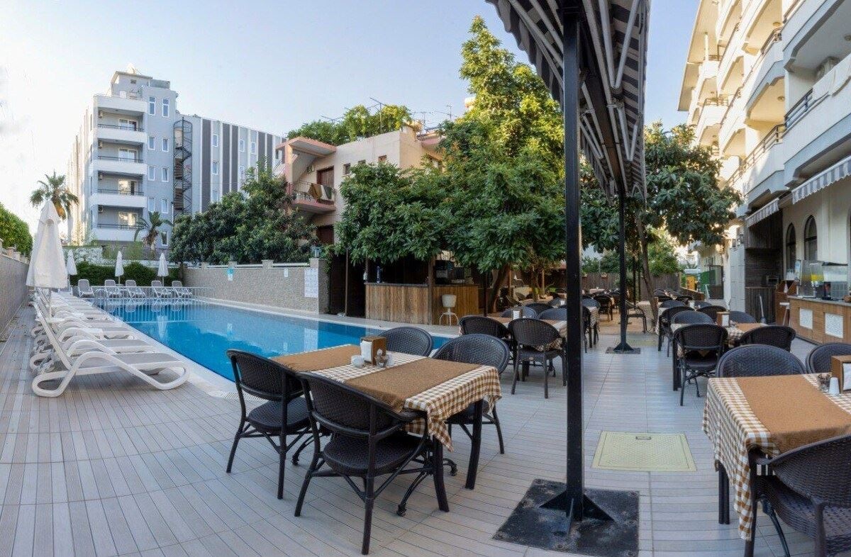 bars-pool-bar