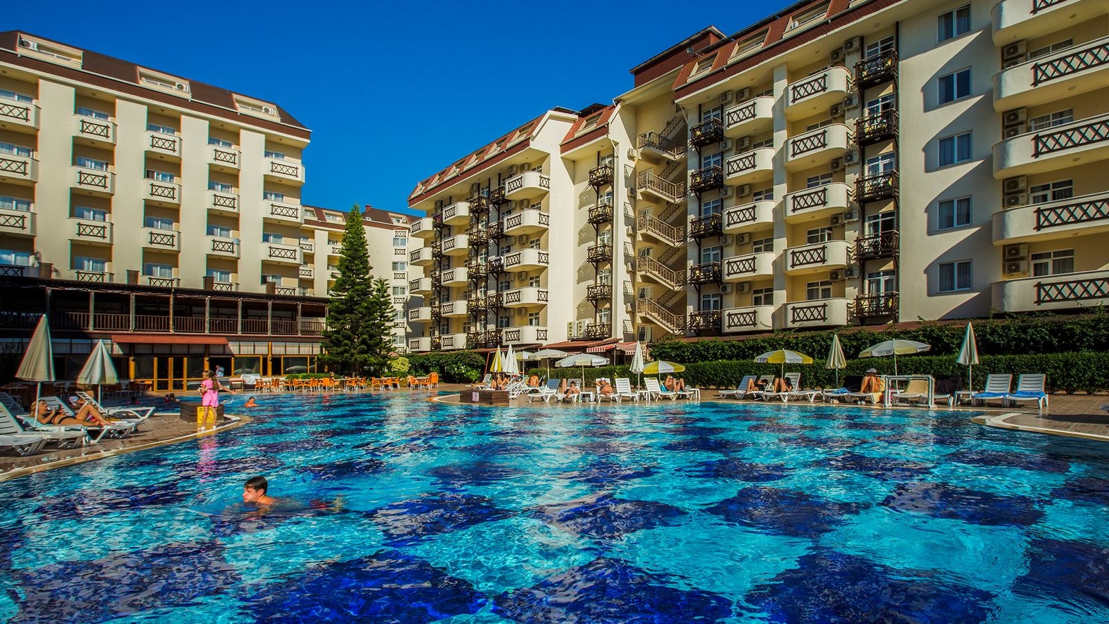 pools-outdoor-pool