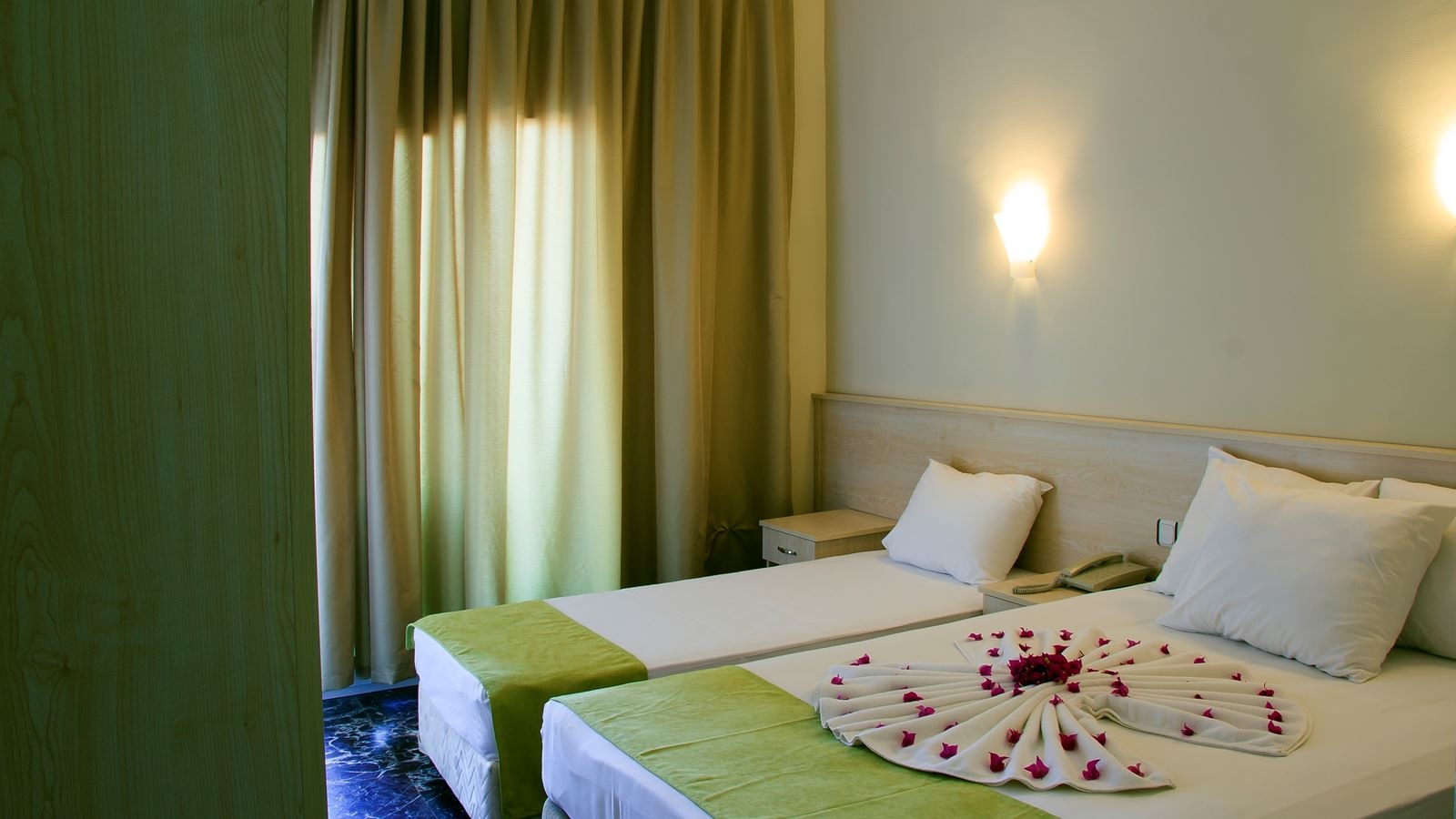 rooms-standard-room