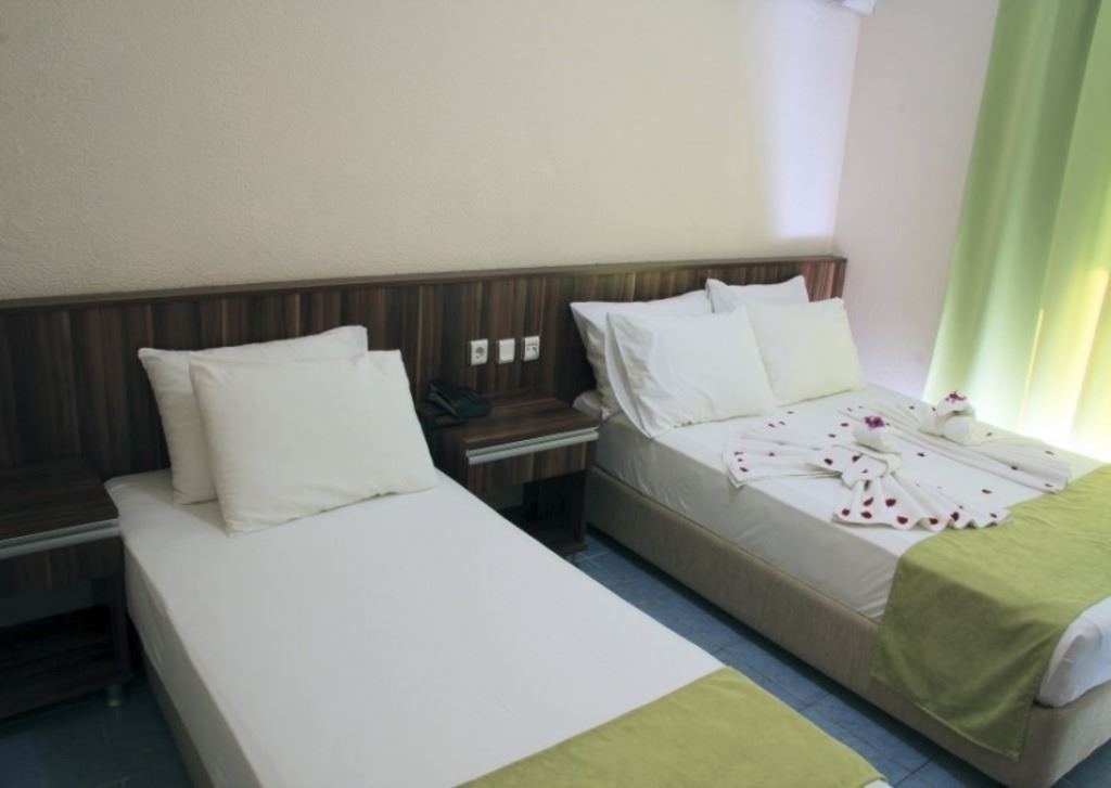 rooms-standard-room