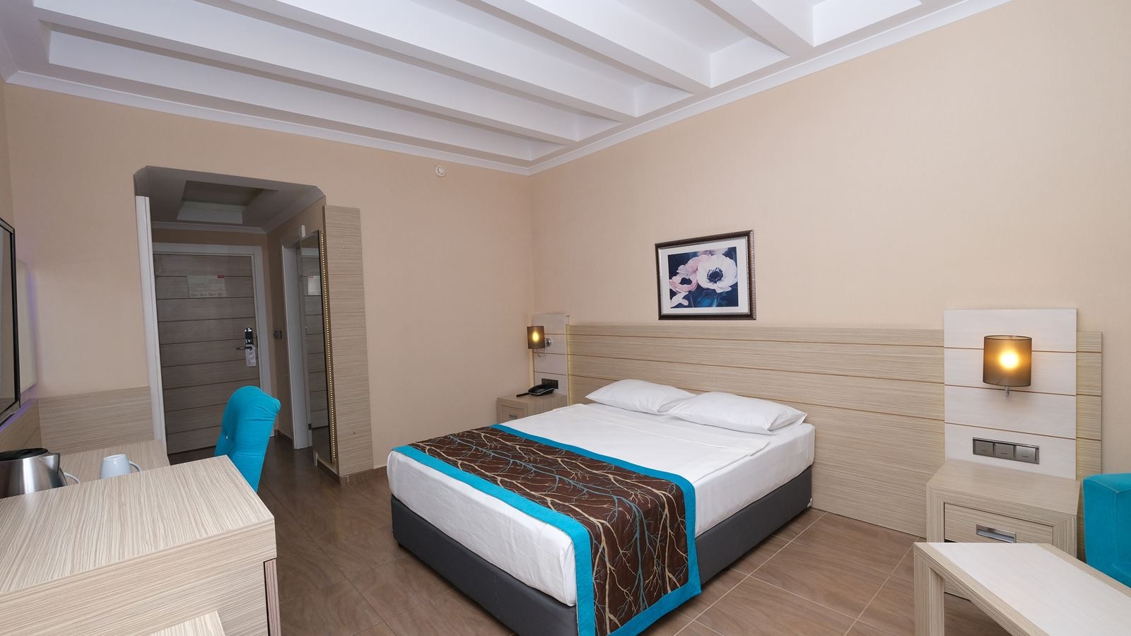 rooms-room-standard-side-sea-view