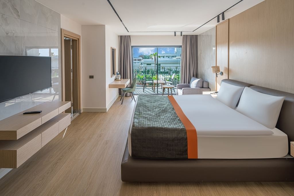 rooms-executive-private-pool-suite-3-bedroom
