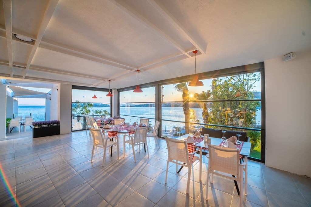 restaurants-luna-piena