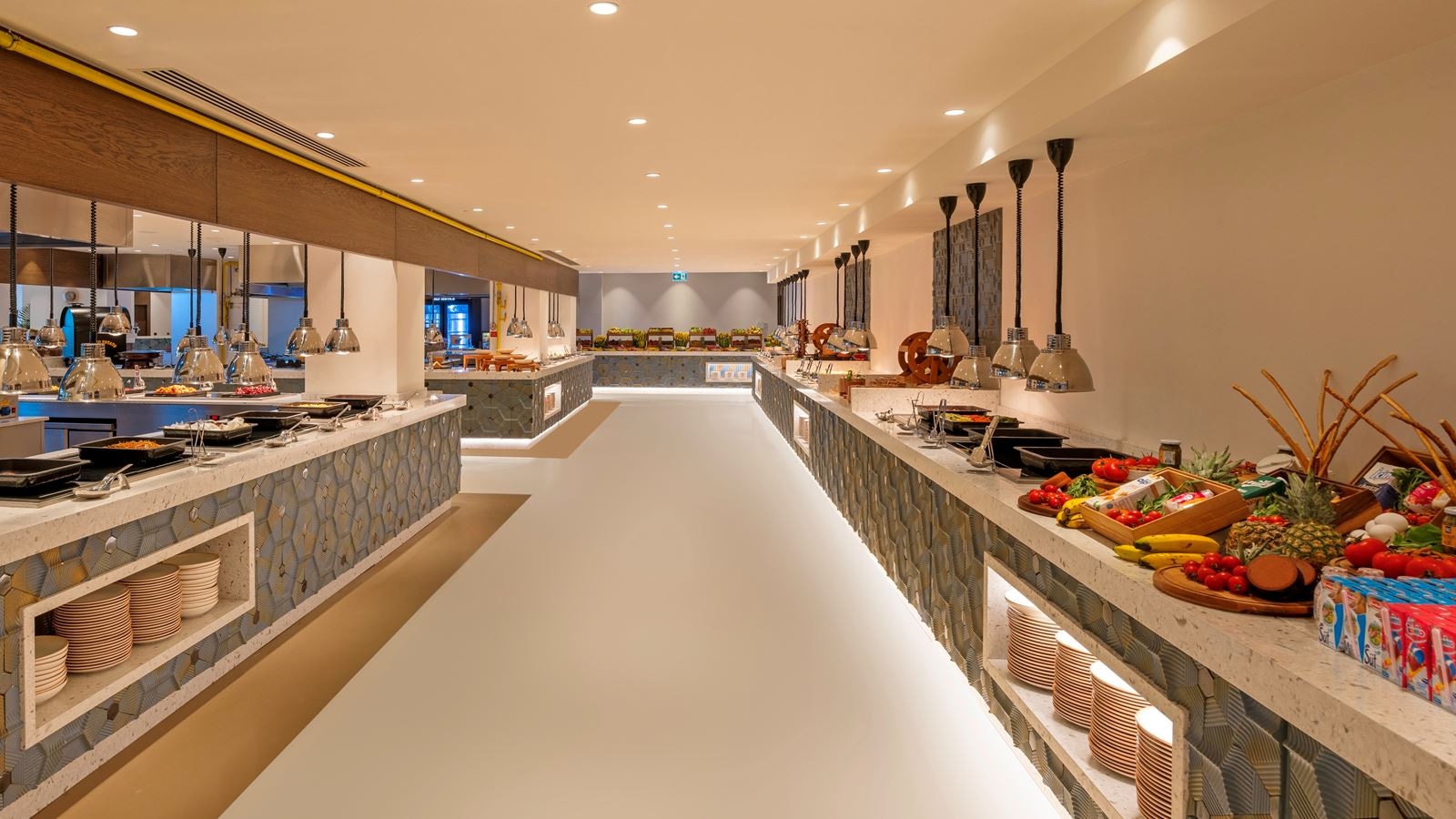 restaurants-myra-main-restaurant--children-buffet