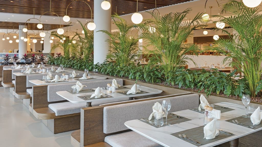 restaurants-myra-main-restaurant--children-buffet