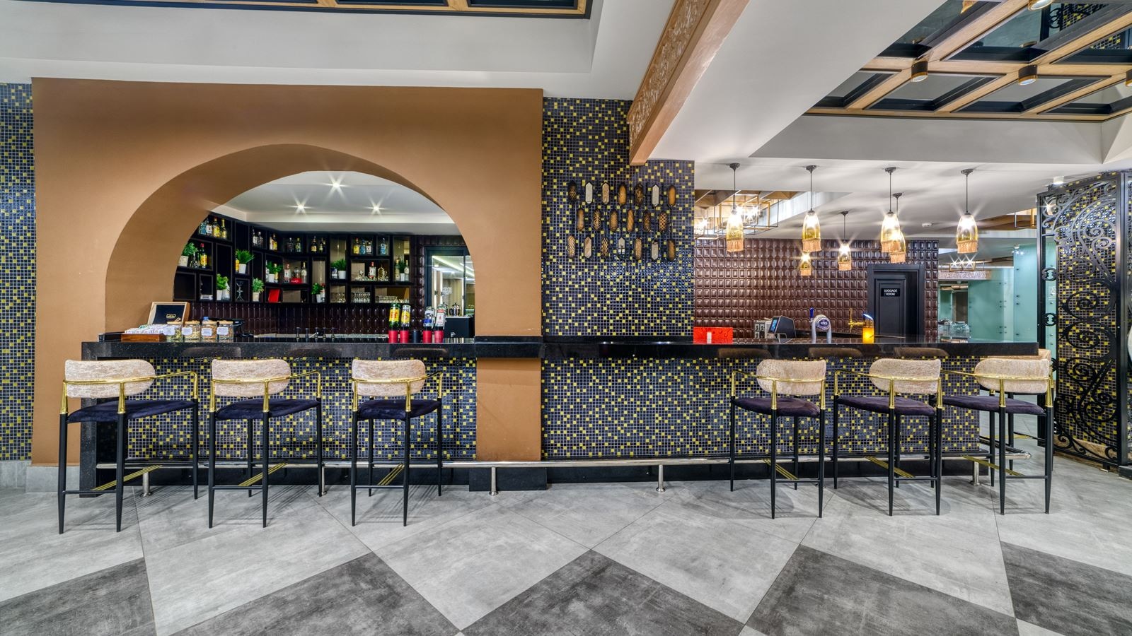 bars-welcome-lobby-bar