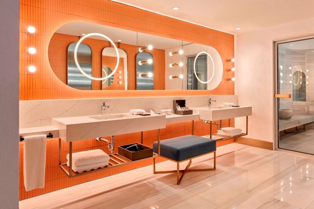 rooms-penthouse-suite-with-turkish-bath--jacuzzi