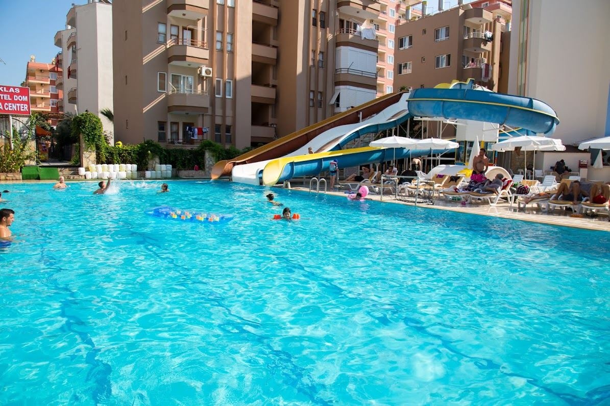 pools-outdoor-pool