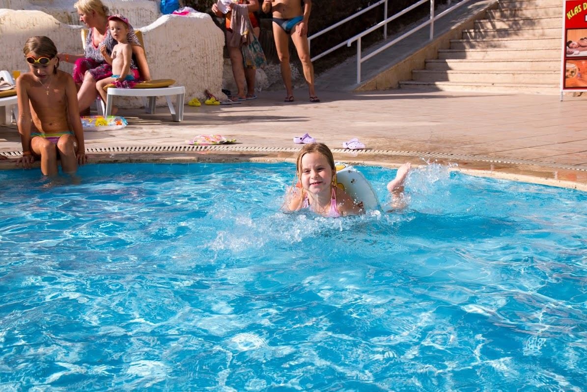 pools-outdoor-pool