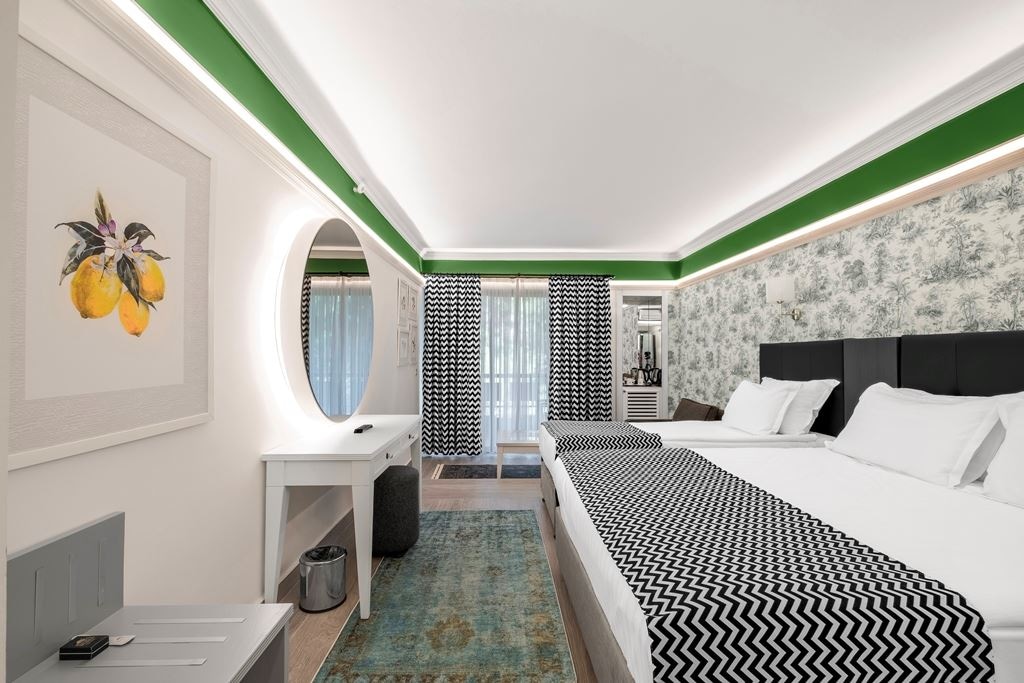 rooms-sea-villa-standard-room