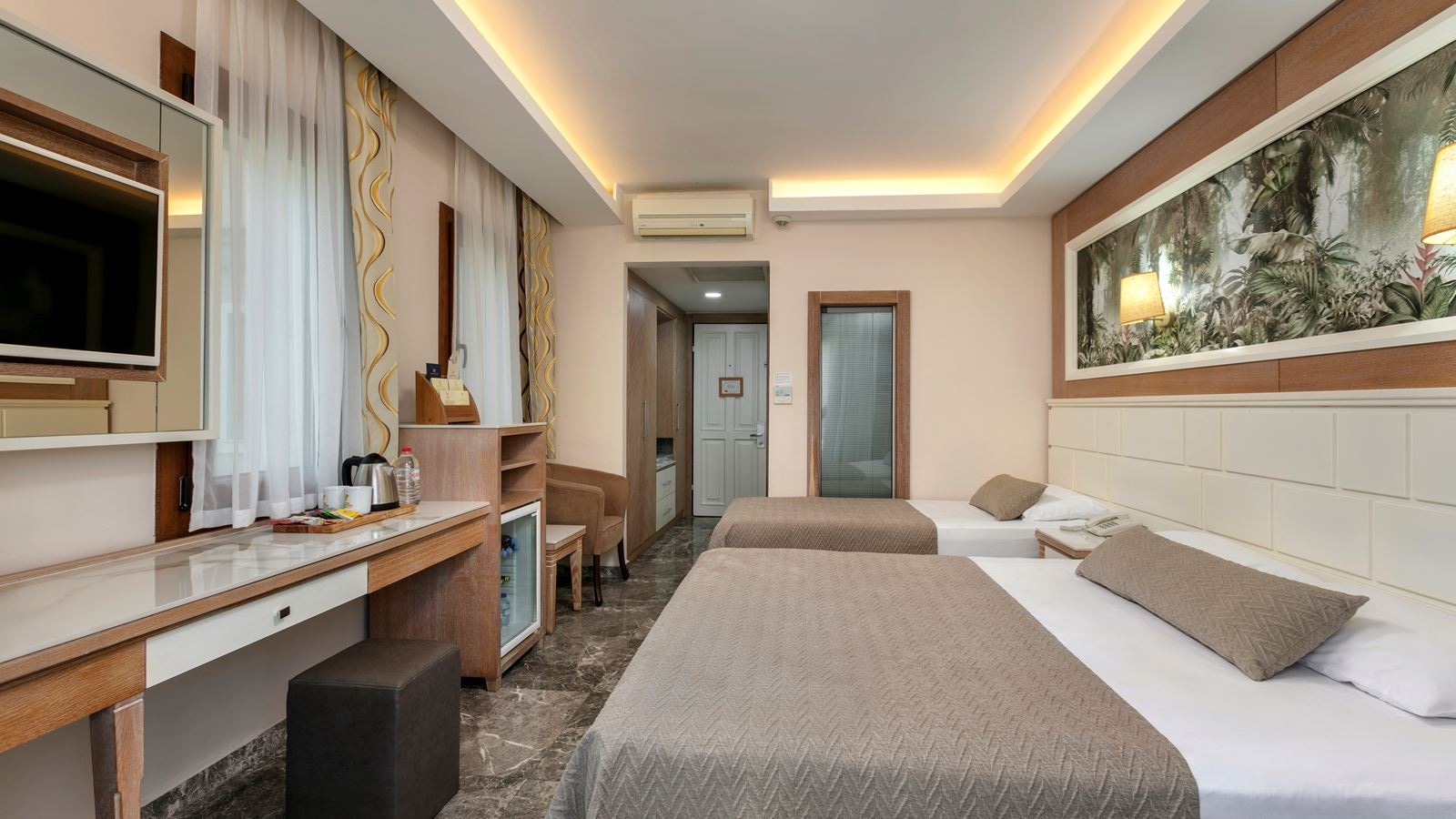 rooms-garden-deluxe-room-sea-view