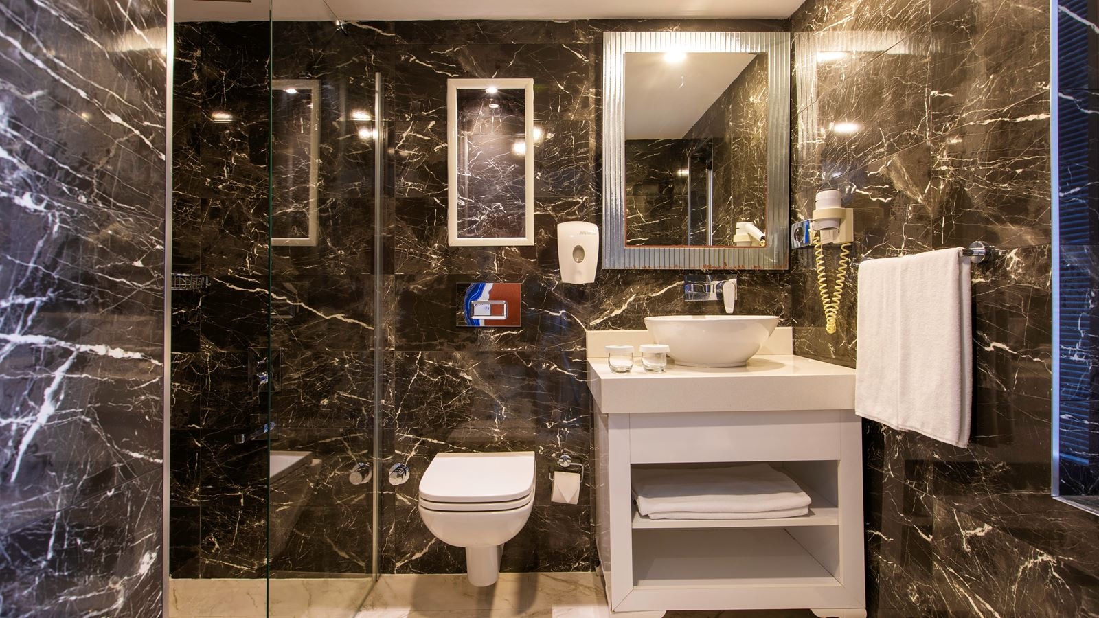 rooms-standard-room-bungalow-garden-view