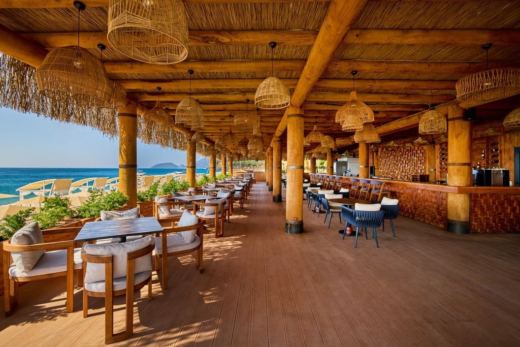 bars-beach-bar