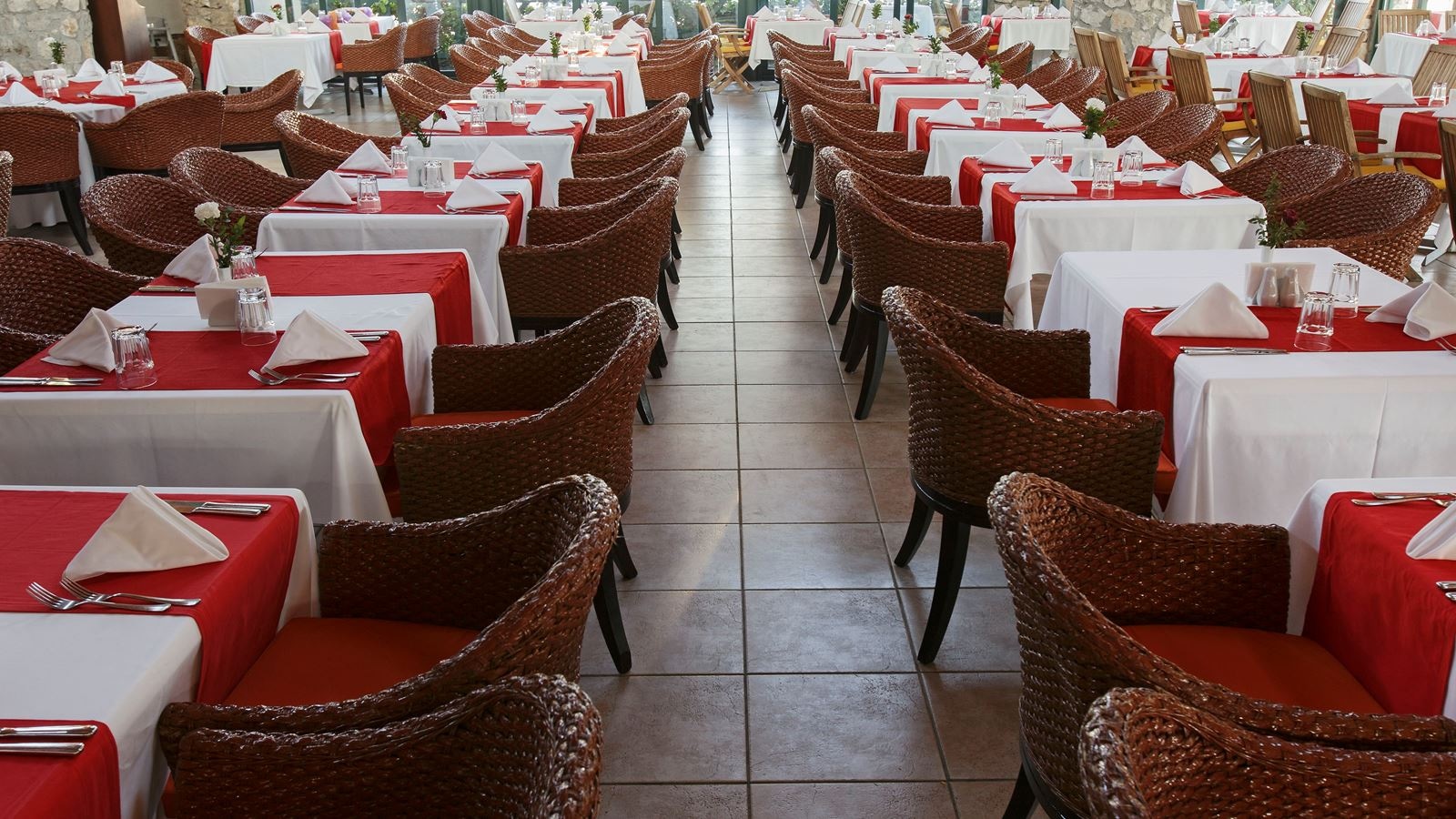 restaurants-the-restaurant