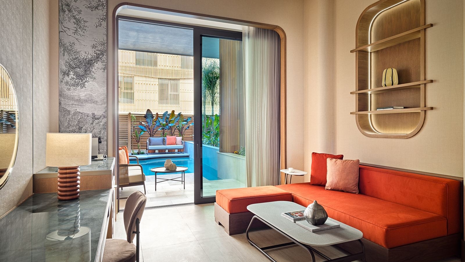 rooms-club-pool-suite-adult-zone