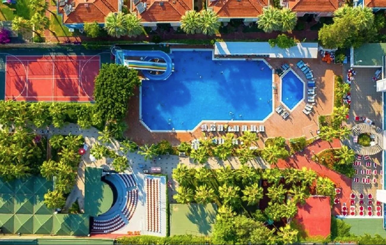pools-outdoor-pool