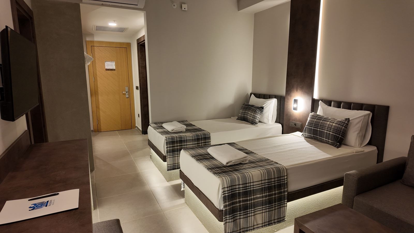rooms-double-room-side-sea-view