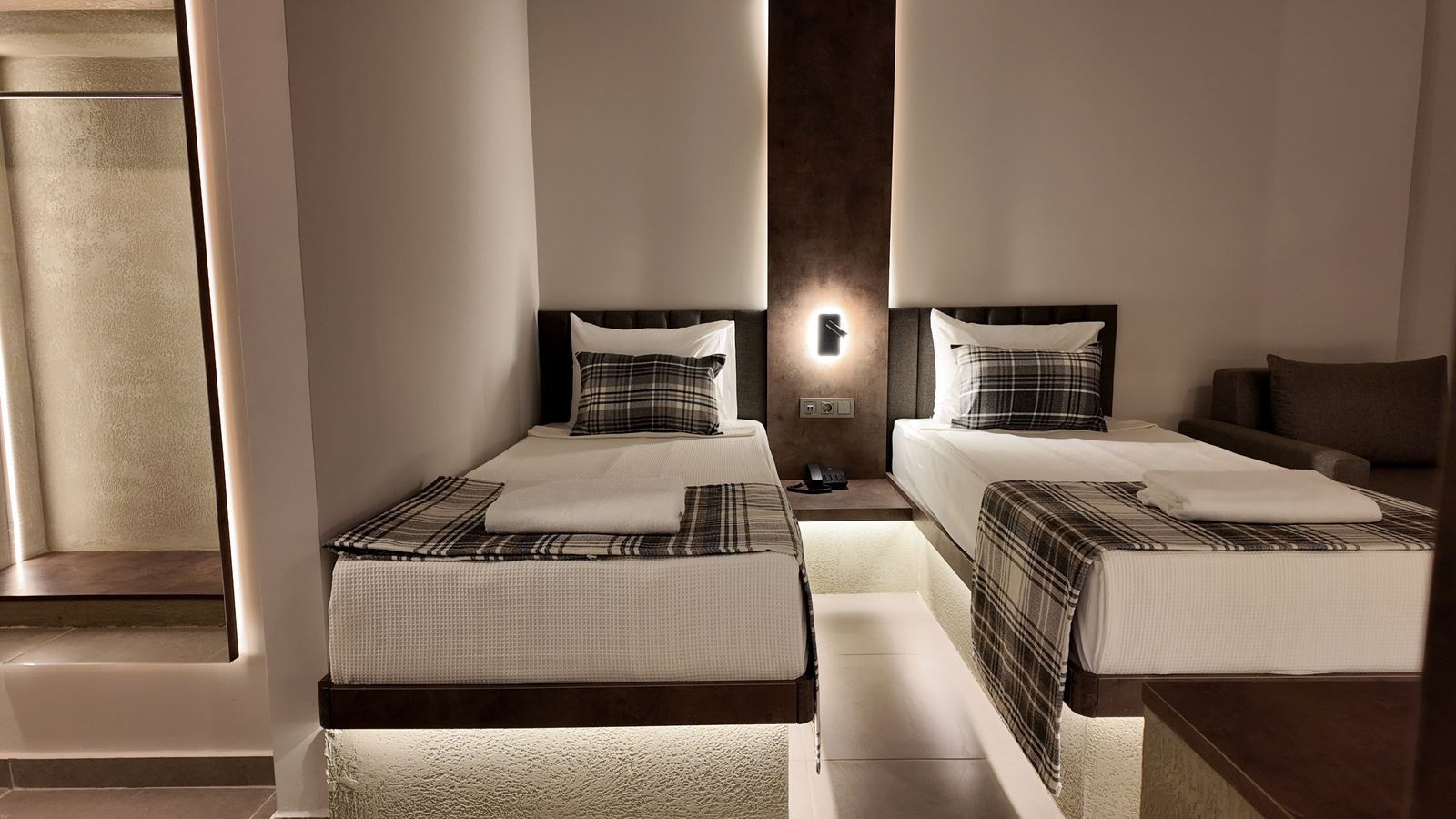 rooms-double-room-side-sea-view