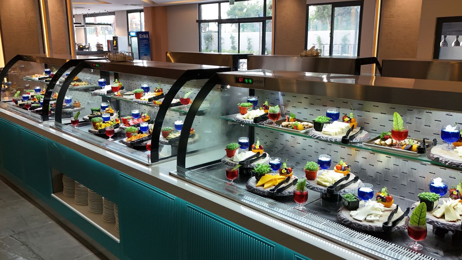 restaurants-ambrosia-main-restaurant