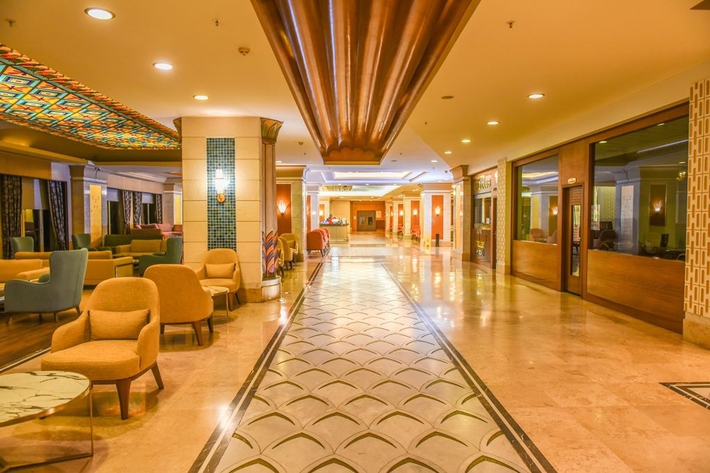 bars-sirius-lobby-bar